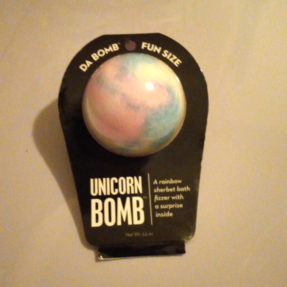 Rainbow Sherbert Bath Fizzer with SUPRISE INSIDE